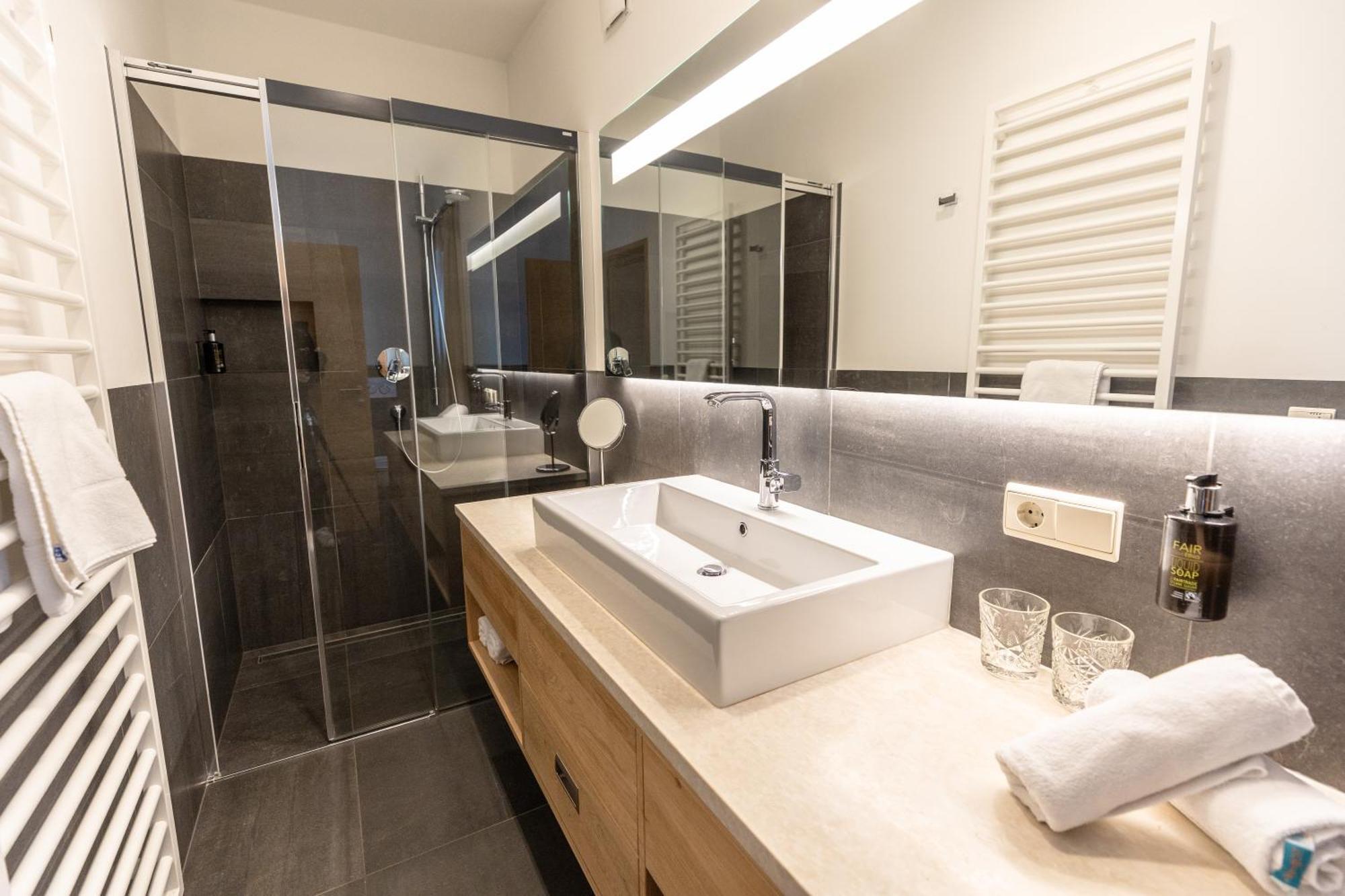Der Unterwirt Guesthouse And Restaurant Chiusa Ngoại thất bức ảnh